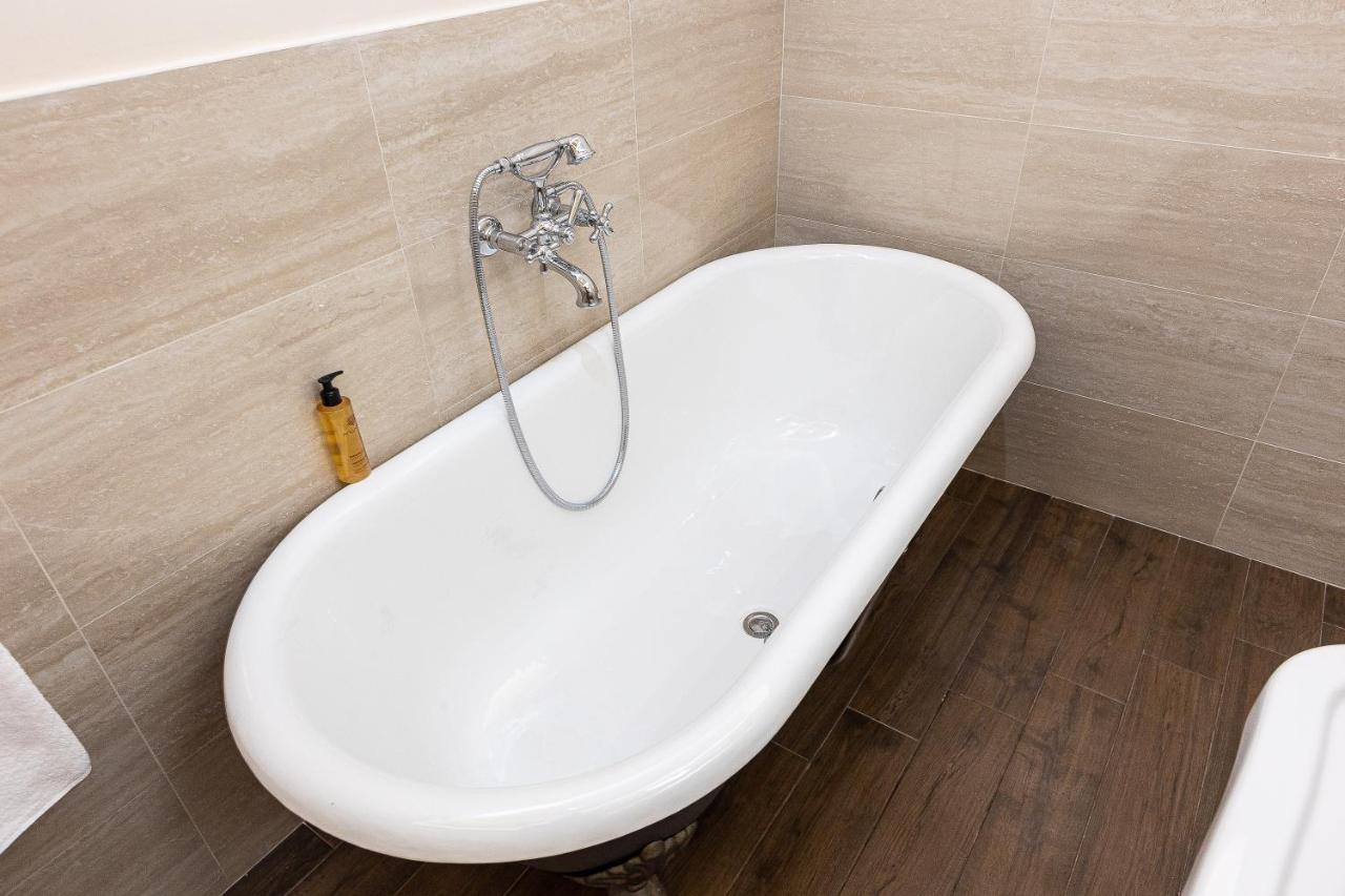 SPA Apartment Via Barberini Rom Exterior foto