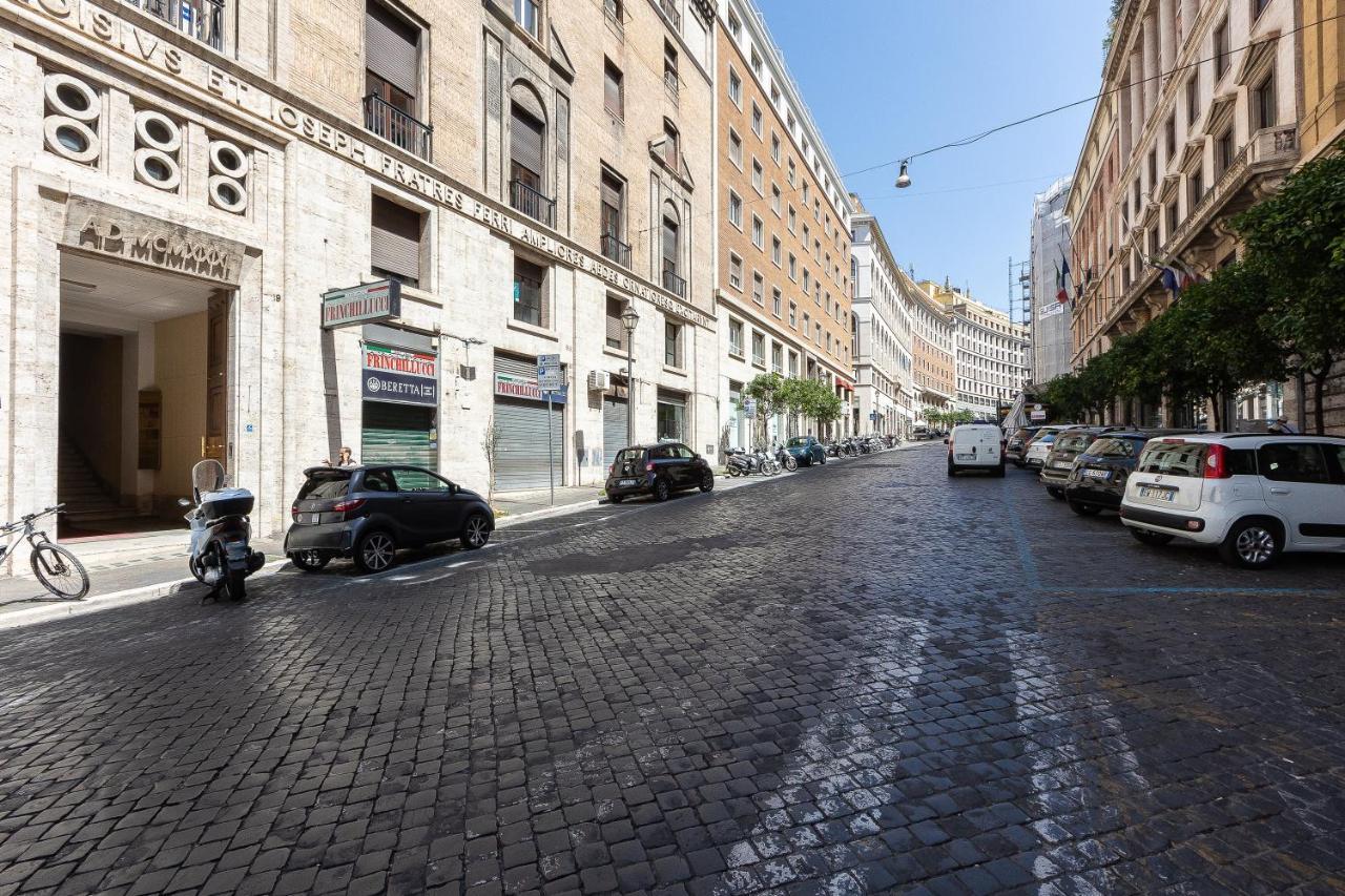 SPA Apartment Via Barberini Rom Exterior foto