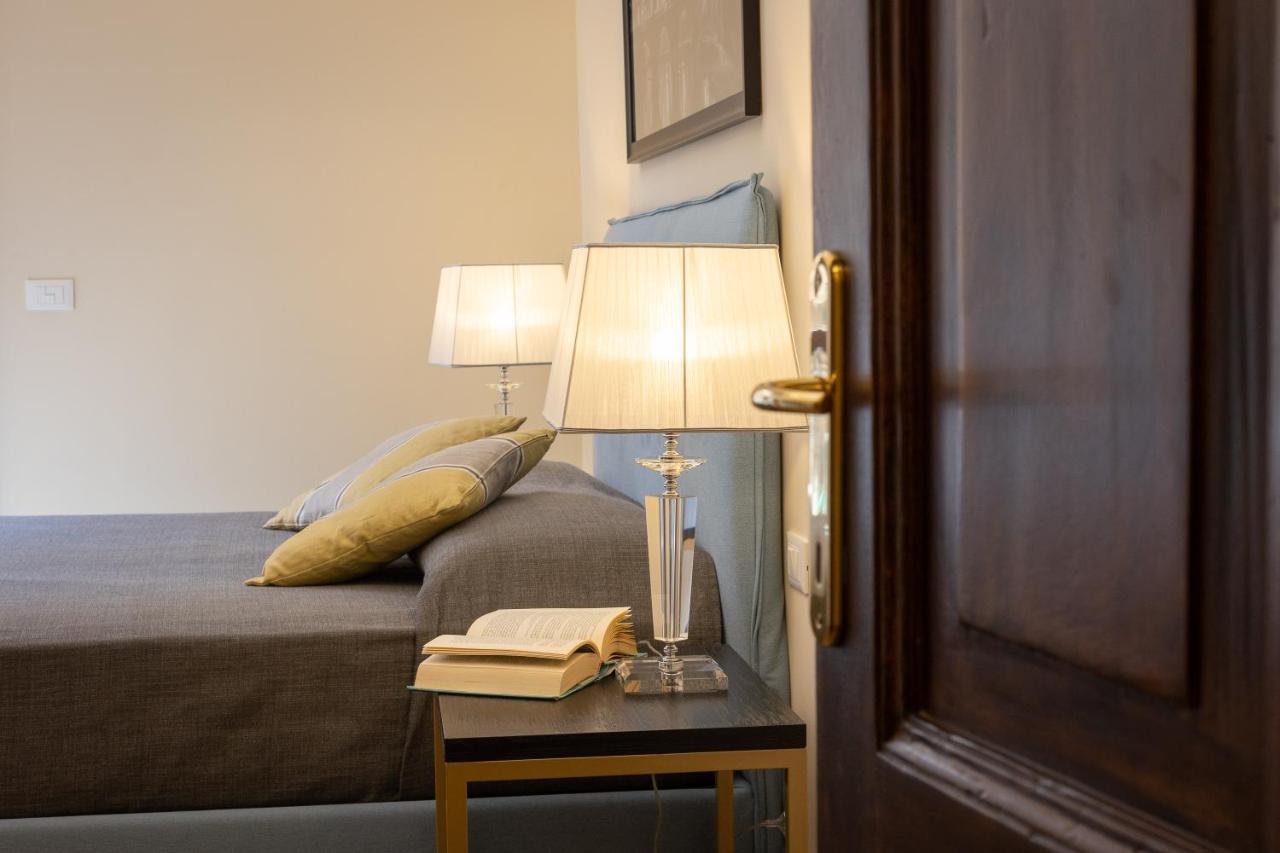 SPA Apartment Via Barberini Rom Exterior foto